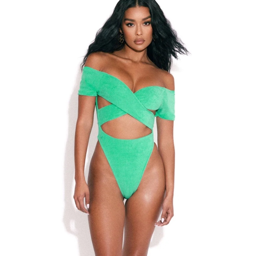 Off-Shoulder Crisscross One-Piece Swimsuit in Bright Green